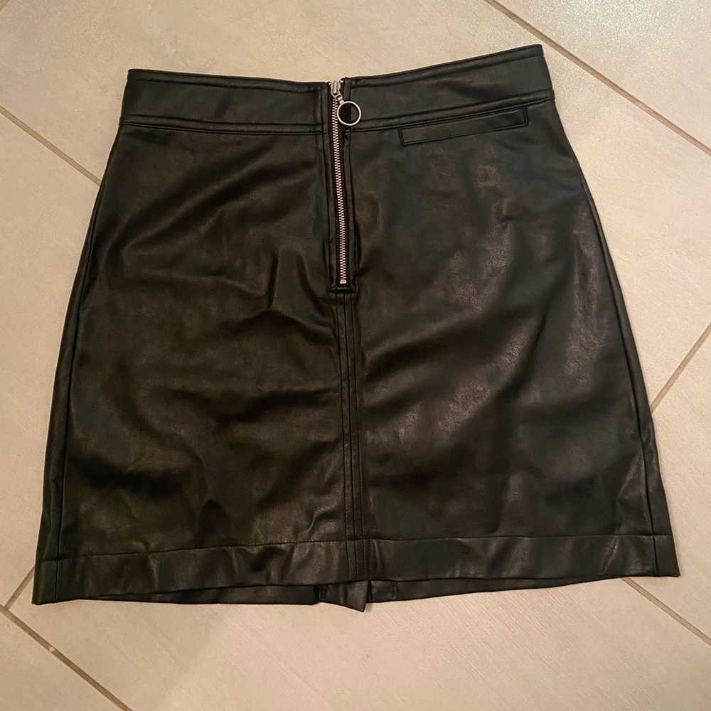 Wilfred Free Leather Skirt